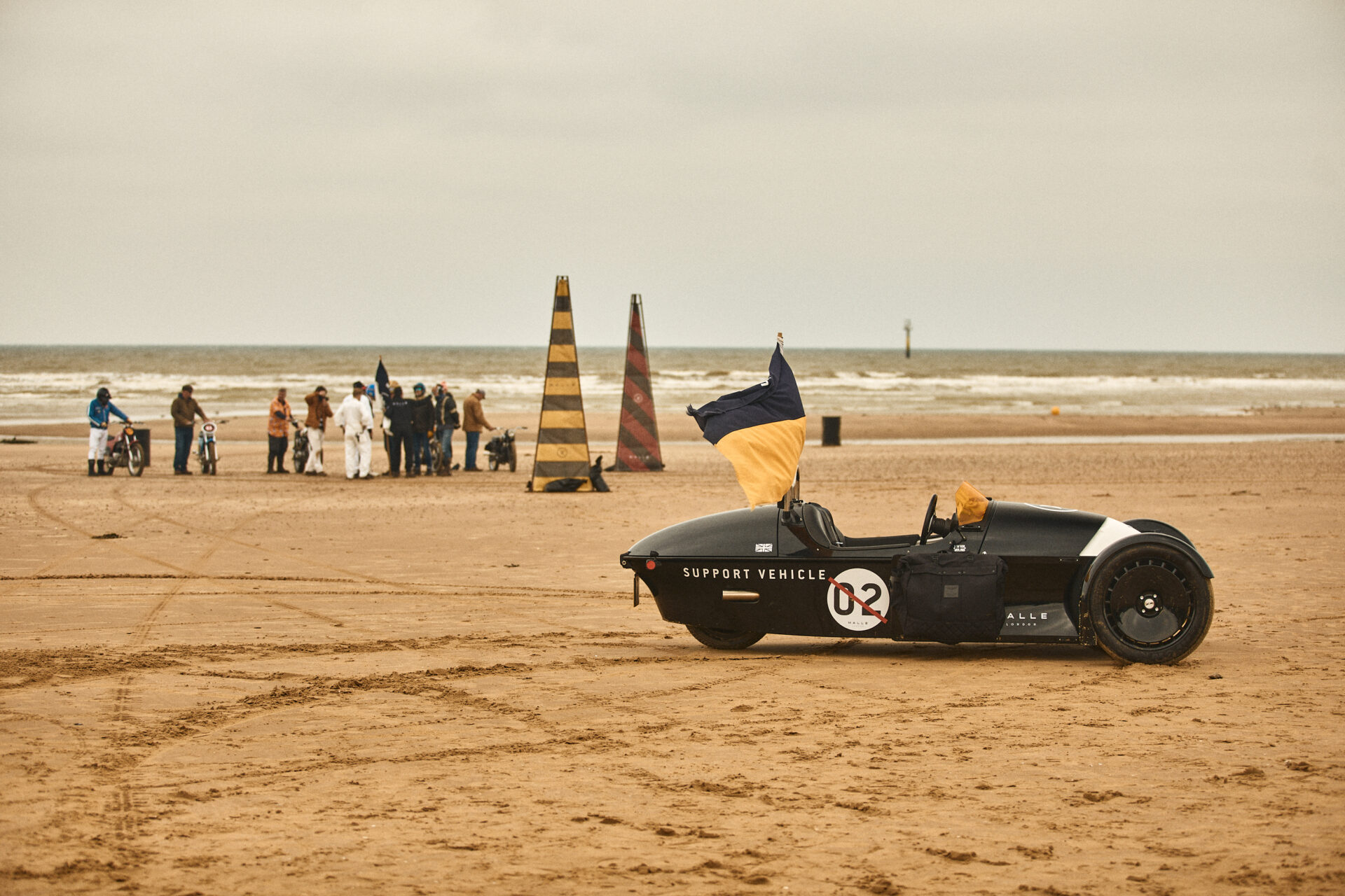 Golden Sands of Margate at the Malle Beach Race, with the Super 3 support vehicle.