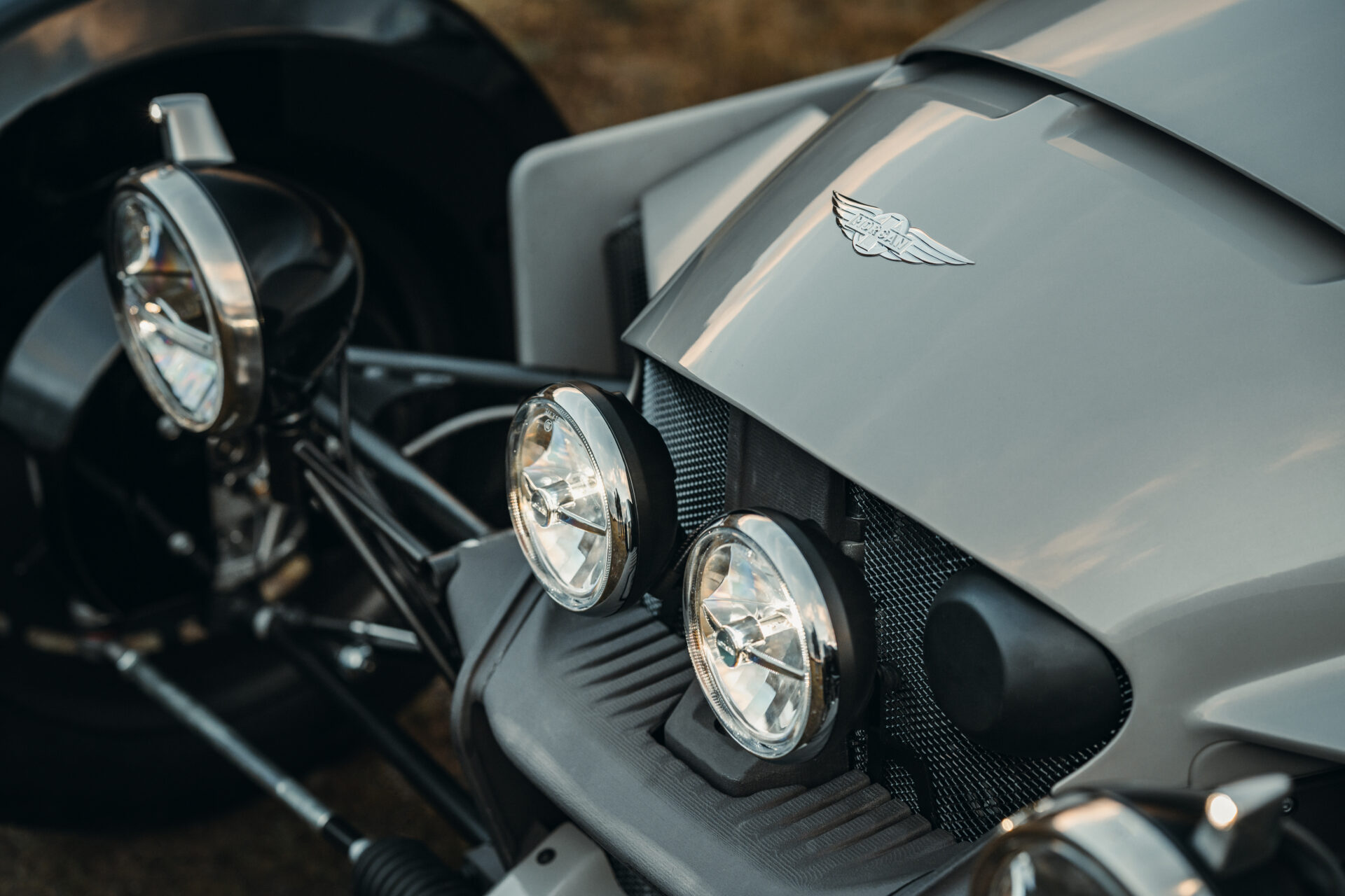 Morgan badge on the front of a Super 3.